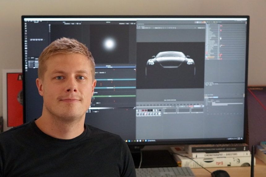 Duncan Dix at his desk using HDR Light Studio