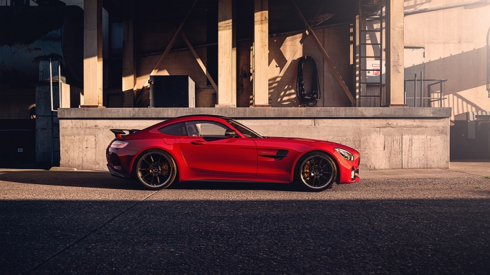 Mercedes AMG GTR by Toby Lee