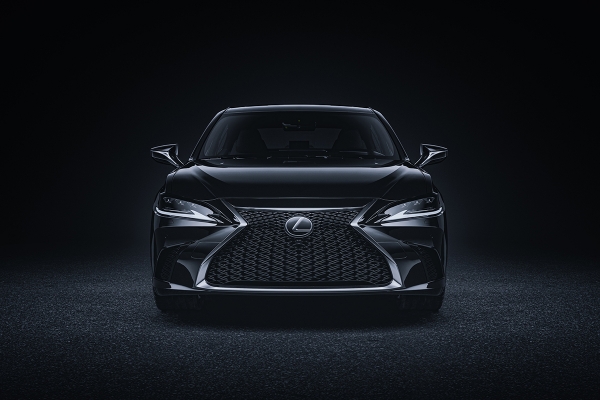 Lexus ES 350 F Sport by Vasiliy Vatsyk