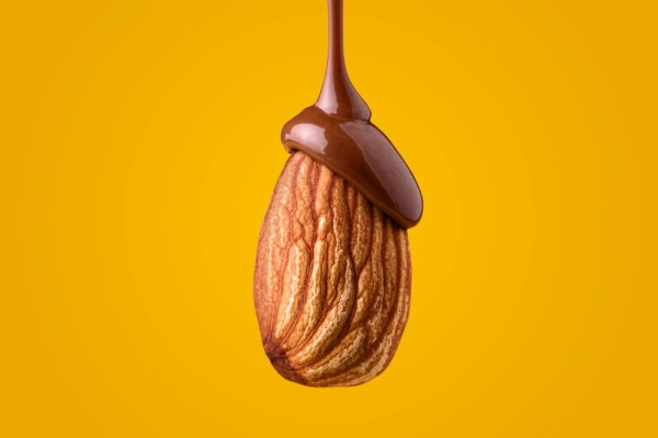 Chocolate Almond by Nei & João Ramos